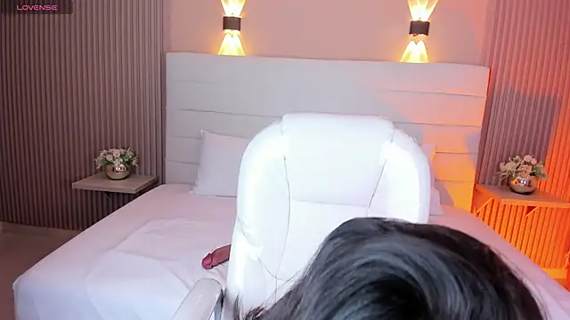 JessyEvans online show from March 10, 2026, 7:40 pm