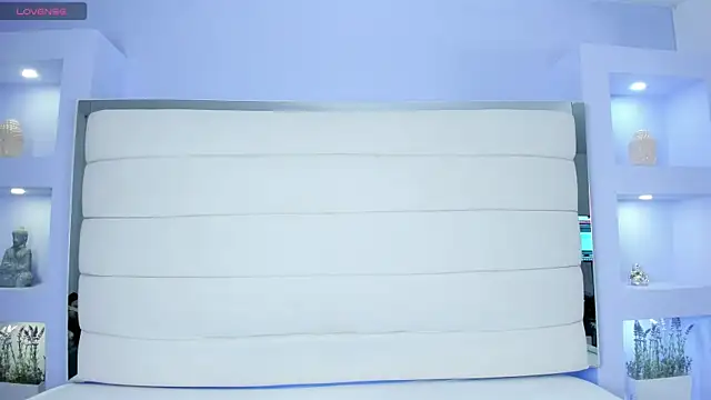 Snapshot of JessyEvans chatting on March 17, 2025, 7:37 pm JessyEvans online show from March 17, 2025, 7:37 pm