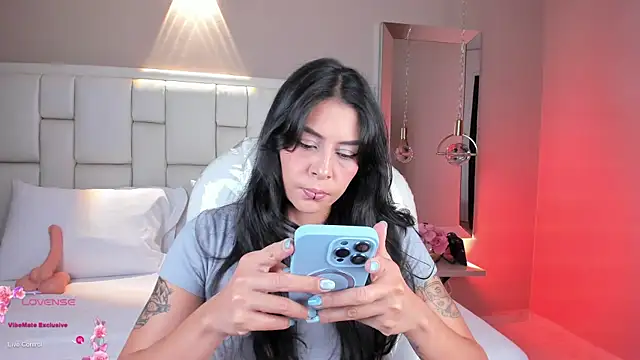 Snapshot of JessyEvans chatting on January 10, 2026, 7:31 pm JessyEvans online show from January 10, 2026, 7:31 pm