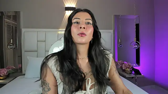 Snapshot of JessyEvans chatting on September 10, 2025, 7:35 pm JessyEvans online show from September 10, 2025, 7:35 pm