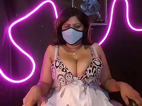 Snapshot of Addy_Xl chatting on February 8, 2025, 9:04 pm Addy Xl online show from February 8, 2025, 9:04 pm