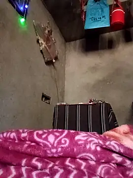 Yasha 14C Creator online show from December 5, 2025, 4:44 am