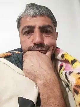 Muratcanik44 online show from February 6, 2026, 10:39 pm