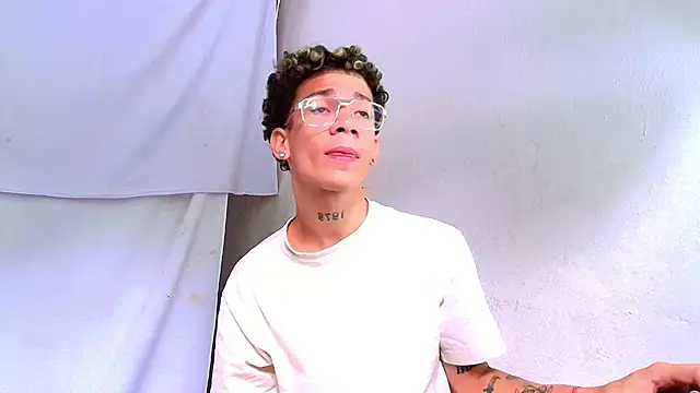 Snapshot of mateodeamjo chatting on June 12, 2026, 3:32 pm mateodeamjo online show from June 12, 2026, 3:32 pm