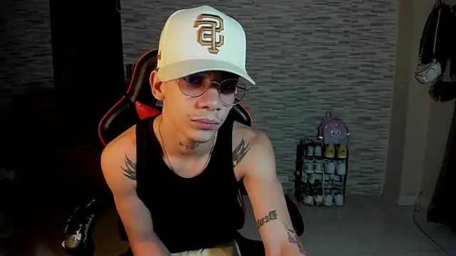 mateodeamjo online show from October 9, 2025, 8:04 am