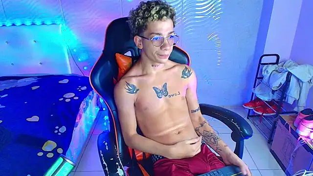 mateodeamjo online show from November 22, 2025, 8:46 am