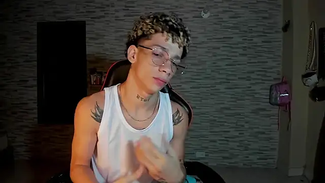 mateodeamjo online show from September 20, 2025, 9:25 am