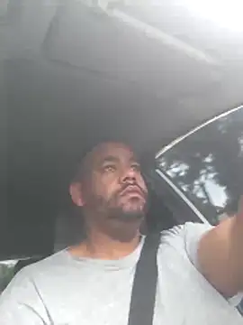 Snapshot of casadosafado15cm chatting on October 18, 2025, 11:01 am casadosafado15cm online show from October 18, 2025, 11:01 am