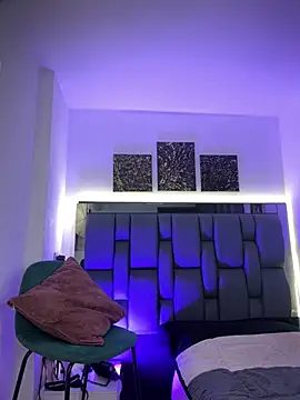 Valermodel online show from March 17, 2025, 8:51 pm