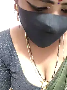 louise92 online show from January 27, 2025, 4:43 pm