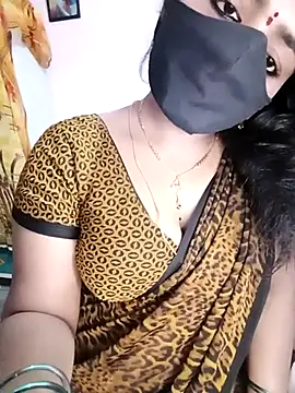 louise92 online show from May 25, 2026, 7:51 am