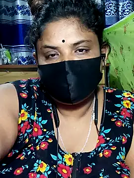 Snapshot of Dusto_Meye chatting on February 13, 2026, 5:57 pm Dusto Meye online show from February 13, 2026, 5:57 pm