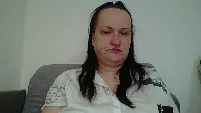 Snapshot of _squirty_cum_lady_ chatting on November 4, 2025, 4:49 am squirty cum lady online show from November 4, 2025, 4:49 am