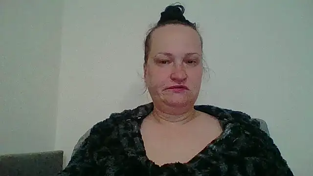Snapshot of _squirty_cum_lady_ chatting on October 12, 2025, 2:57 am squirty cum lady online show from October 12, 2025, 2:57 am