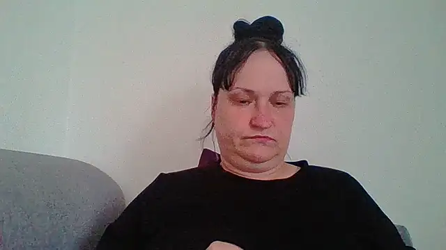  squirty cum lady  online show from July 7, 2026, 4:21 pm