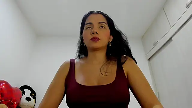 Snapshot of Amelia_Debora_Antonella chatting on May 27, 2026, 3:41 pm Amelia Debora Antonella online show from May 27, 2026, 3:41 pm