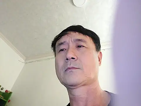 Snapshot of KennyLOVERboy chatting on January 29, 2025, 3:04 pm KennyLOVERboy online show from January 29, 2025, 3:04 pm