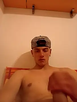 Gibboto online show from September 22, 2025, 11:00 pm