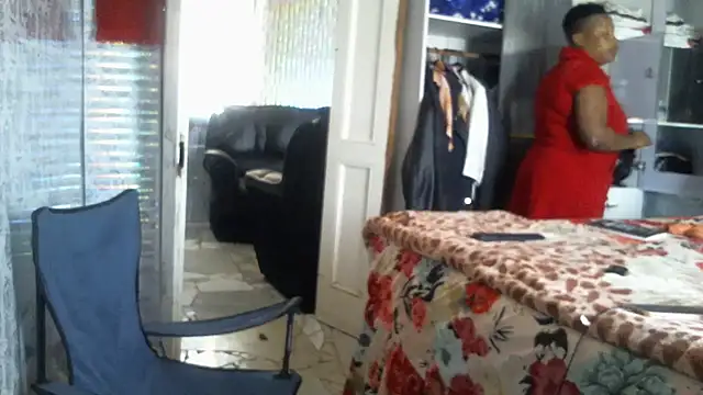 Misskinkypam online show from November 2, 2025, 8:19 am