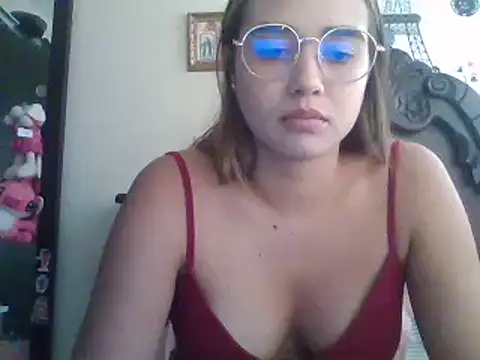Snapshot of trianabell chatting on March 11, 2025, 6:52 pm trianabell online show from March 11, 2025, 6:52 pm