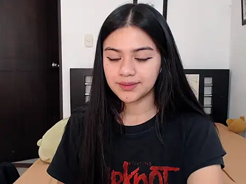 Snapshot of angelbeat_ chatting on January 12, 2025, 4:00 am angelbeat online show from January 12, 2025, 4:00 am
