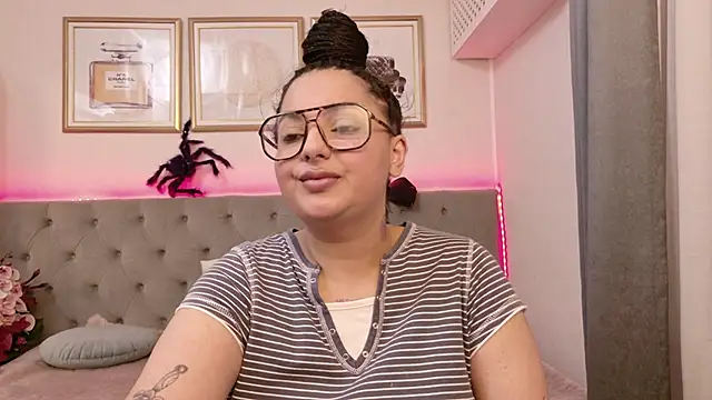 BustyAllyy online show from October 20, 2025, 7:14 pm