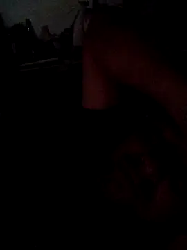 Chatlitos4879 online show from April 12, 2026, 10:18 am