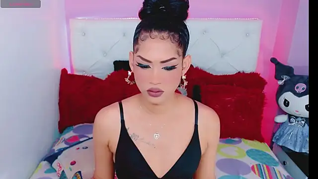 Snapshot of Amanda_bigx chatting on September 19, 2025, 8:18 am Amanda bigx online show from September 19, 2025, 8:18 am