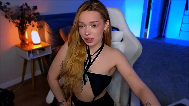 Lily Yin online show from June 22, 2026, 5:48 am