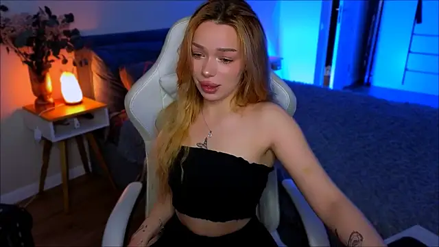 Lily Yin online show from June 21, 2026, 6:08 am