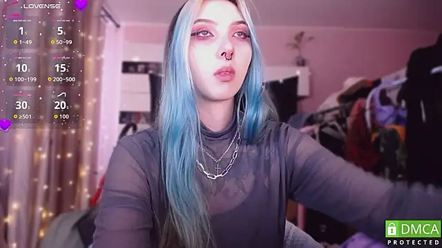 JustMeowGirl online show from March 16, 2026, 4:53 am