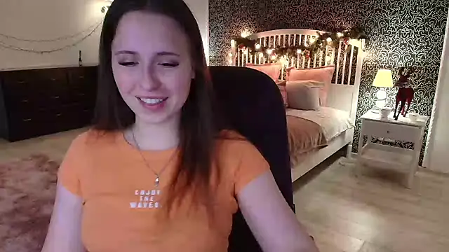 Snapshot of Barbie_Bye chatting on January 13, 2025, 3:12 am Barbie Bye online show from January 13, 2025, 3:12 am