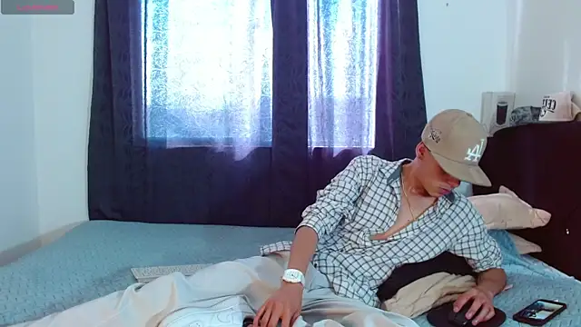 Bastiaan 28 online show from December 19, 2025, 8:00 pm