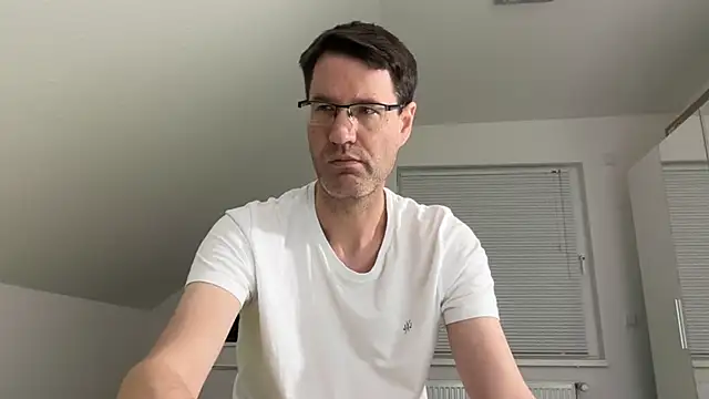 zxzx cam1 online show from March 1, 2026, 5:02 pm