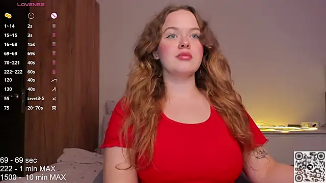 Snapshot of HANNA_MONTANAS chatting on October 25, 2025, 4:29 pm HANNA MONTANAS online show from October 25, 2025, 4:29 pm