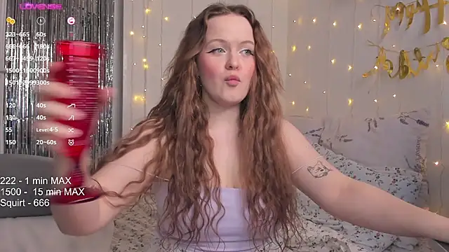 Snapshot of HANNA_MONTANAS chatting on March 21, 2025, 5:23 pm HANNA MONTANAS online show from March 21, 2025, 5:23 pm