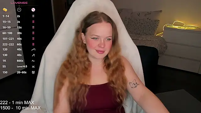 Snapshot of HANNA_MONTANAS chatting on September 30, 2025, 6:47 pm HANNA MONTANAS online show from September 30, 2025, 6:47 pm