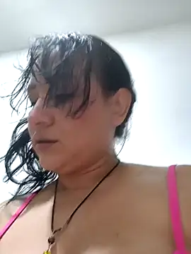 Snapshot of alondraabrown chatting on March 20, 2025, 5:24 am alondraabrown online show from March 20, 2025, 5:24 am