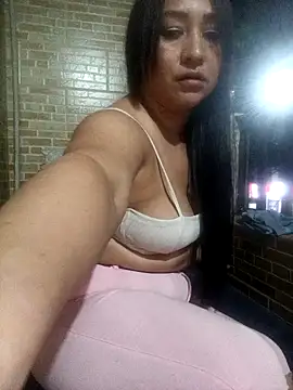 Snapshot of alondraabrown chatting on September 20, 2025, 3:11 am alondraabrown online show from September 20, 2025, 3:11 am