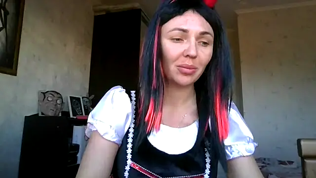 Snapshot of AngelinaLove28 chatting on October 31, 2025, 7:05 am AngelinaLove28 online show from October 31, 2025, 7:05 am