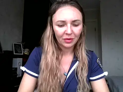 Snapshot of AngelinaLove28 chatting on October 18, 2025, 7:32 am AngelinaLove28 online show from October 18, 2025, 7:32 am