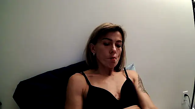 Snapshot of anechka1 chatting on November 22, 2025, 1:37 am anechka1 online show from November 22, 2025, 1:37 am