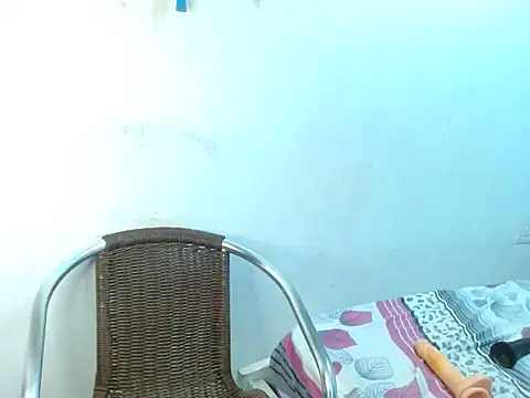 Sharonevans1 online show from February 27, 2025, 8:35 am