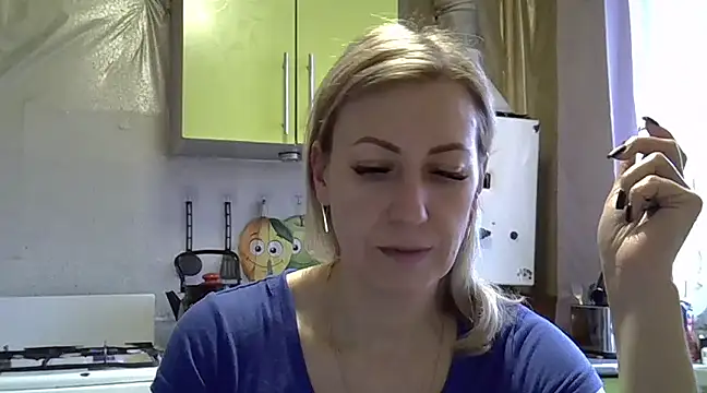 Snapshot of AshleyXHoney chatting on January 22, 2025, 11:34 am AshleyXHoney online show from January 22, 2025, 11:34 am