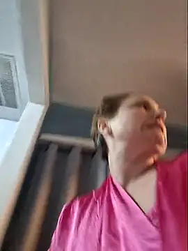 Snapshot of MilfyMrsRobinson chatting on February 14, 2026, 1:06 am MilfyMrsRobinson online show from February 14, 2026, 1:06 am