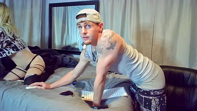 Snapshot of RyleyRydes chatting on February 3, 2025, 9:19 am RyleyRydes online show from February 3, 2025, 9:19 am