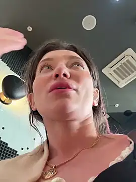 MooonReal online show from January 22, 2025, 6:42 am