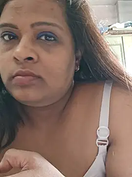 Snapshot of Love_Jenny chatting on February 16, 2026, 7:07 am Love Jenny online show from February 16, 2026, 7:07 am