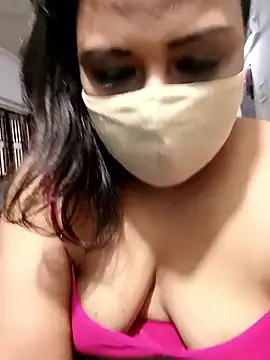 Snapshot of Love_Jenny chatting on January 18, 2026, 4:27 am Love Jenny online show from January 18, 2026, 4:27 am