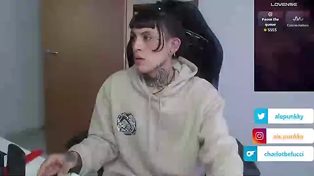 charlotbelucci  online show from October 4, 2025, 10:06 am